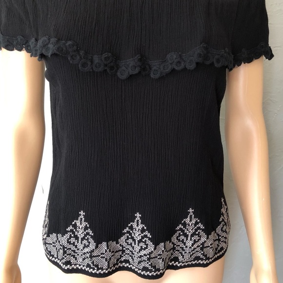Chloe K Embroidered Off-Shoulder Lace Trim Top - Picture 2 of 8